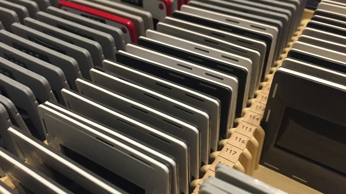 Best Way to Deliver Photos to Clients: 7 Methods Compared (2026)